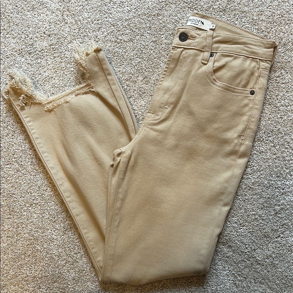 Hidden Jeans